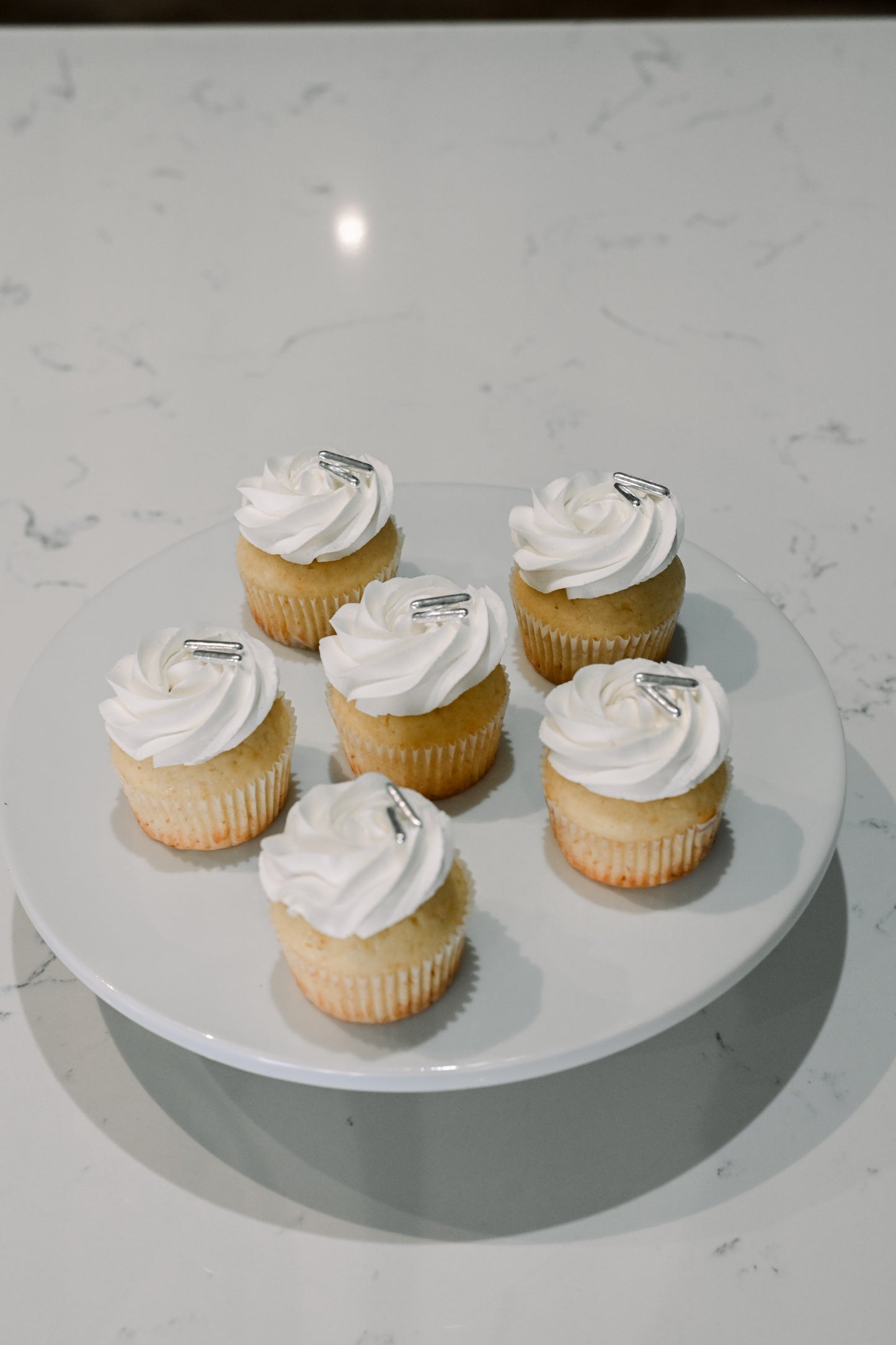 VANILLA CUPCAKES