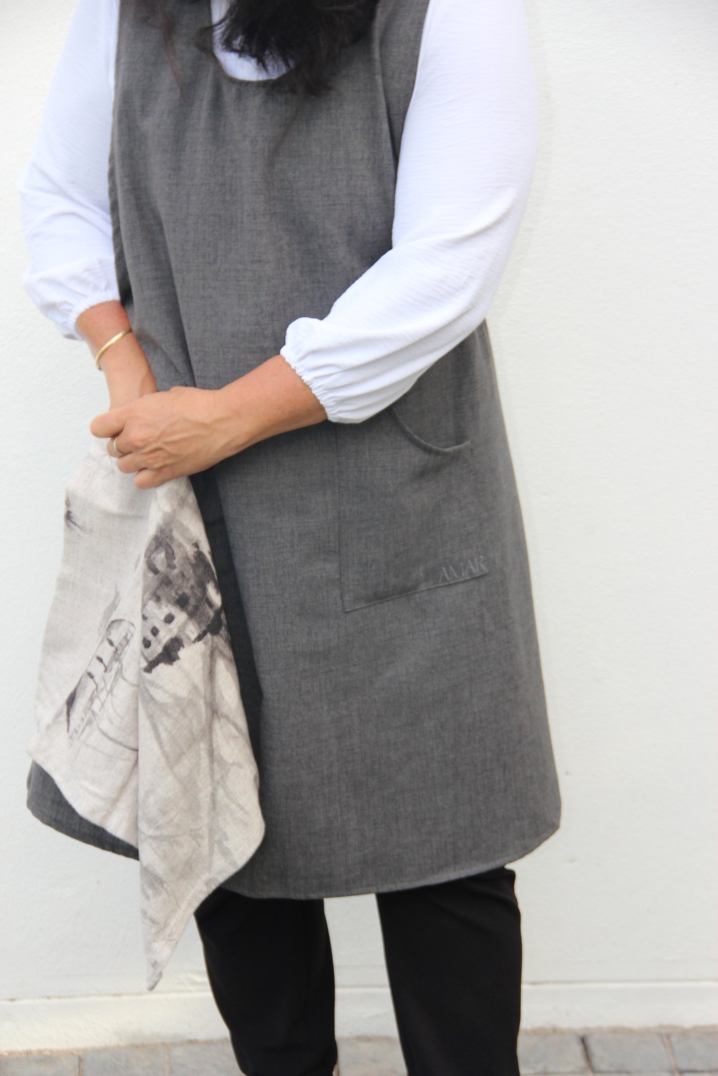 APRON